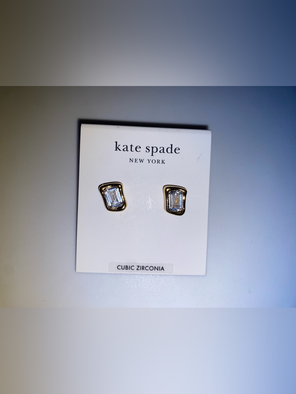 BNWT Kate Spade NY Gold Toned Molten Small Glass Chunky Stud Earrings $68
